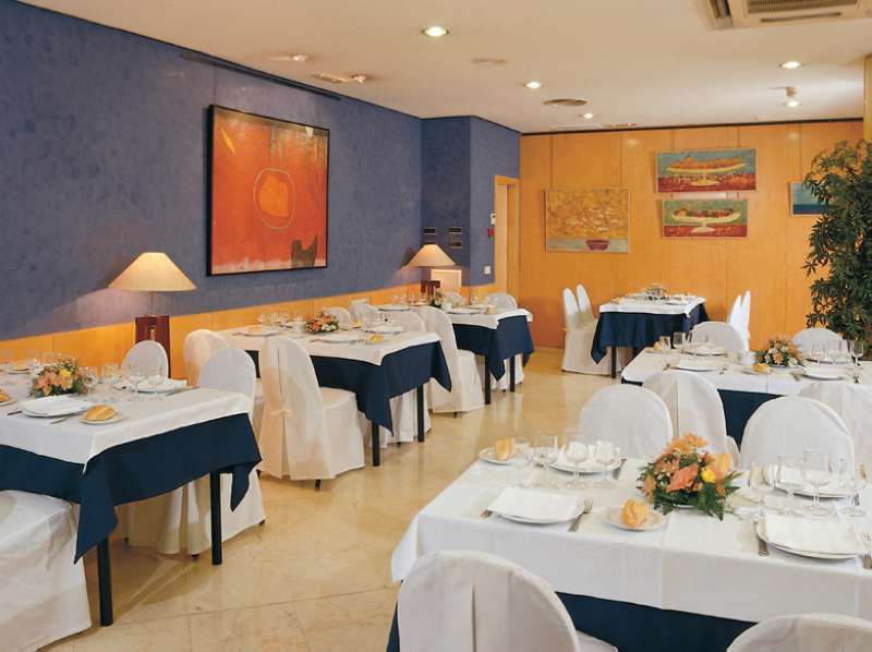 Hotel Nh Ciudad De Valencie Restaurace fotografie
